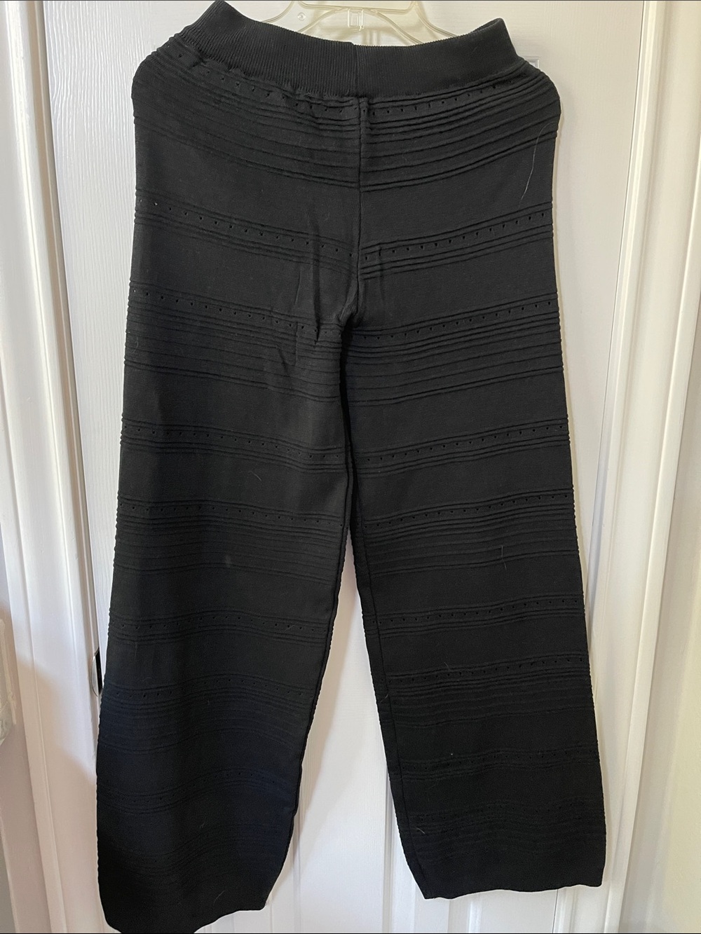 Women’s Wide-Leg Knit Pants in Black